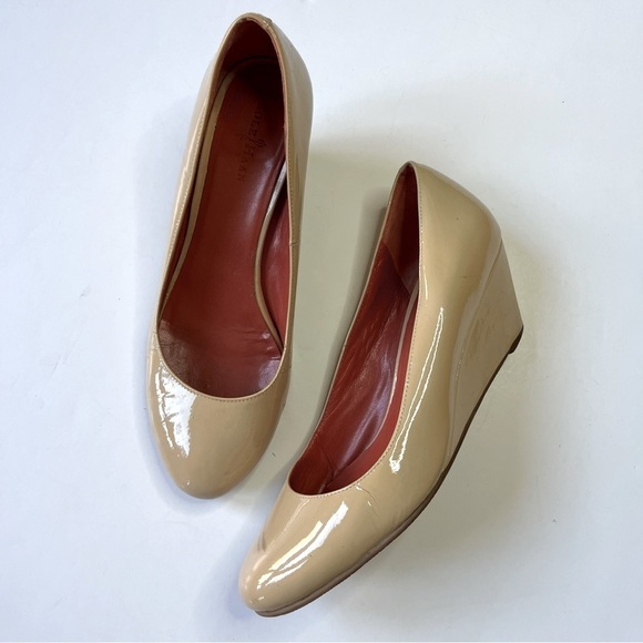 Cole Haan Nude Closed Toe Wedge Heel Shoes 7.5 - Picture 1 of 10